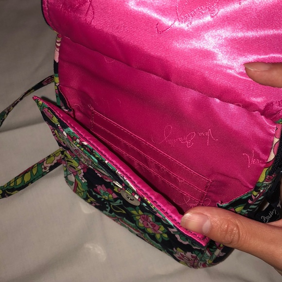 Vera Bradley Cross Body - Picture 2 of 3
